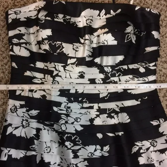 JS Collections Black and White Gown - Picture 7 of 9